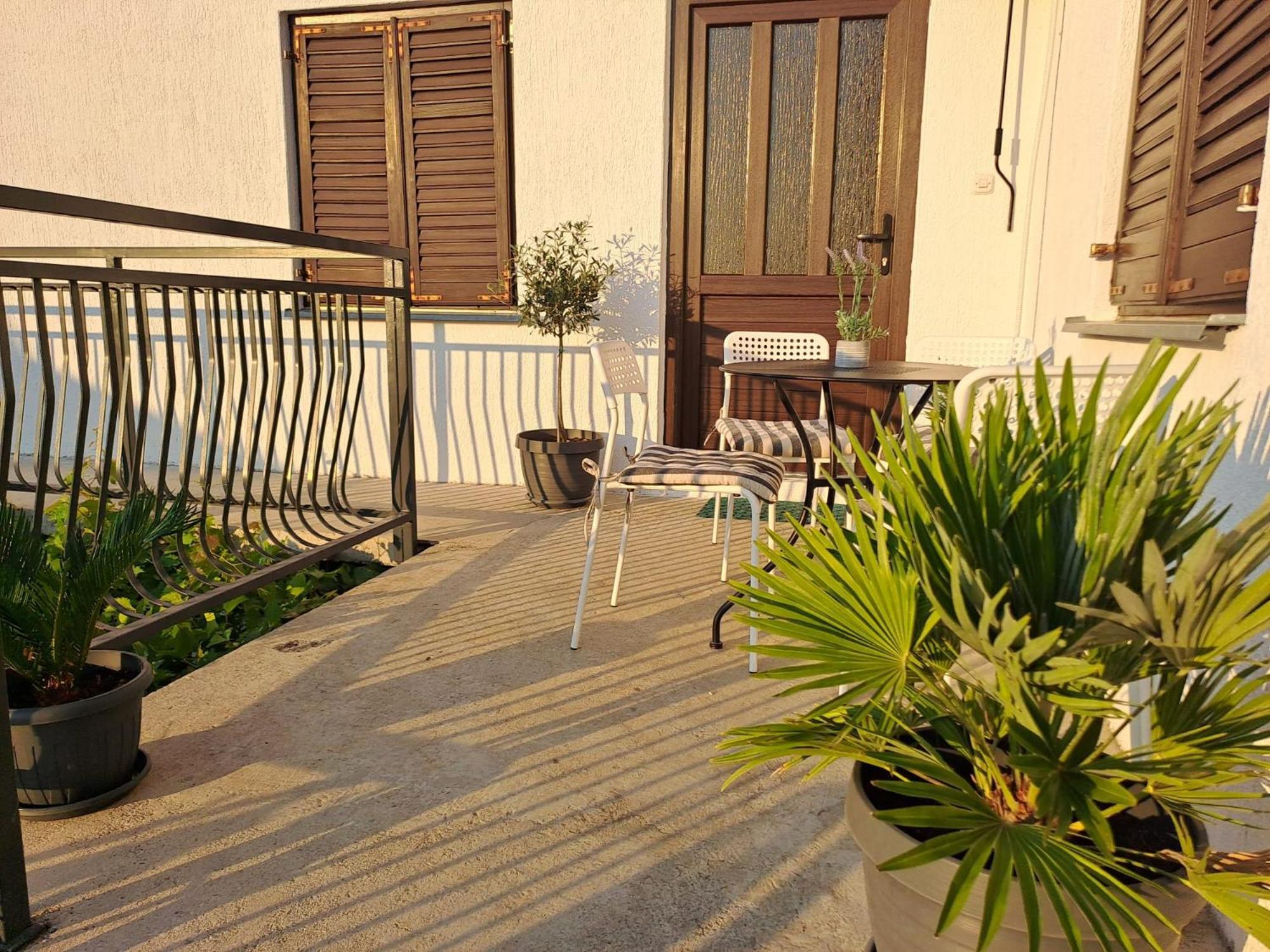 Lucija Appartement Pridraga Buitenkant foto